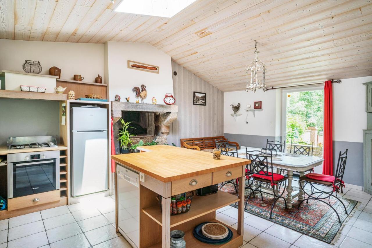 Le Moulin De Pilet Villa Mortagne-sur-Sevre ภายนอก รูปภาพ